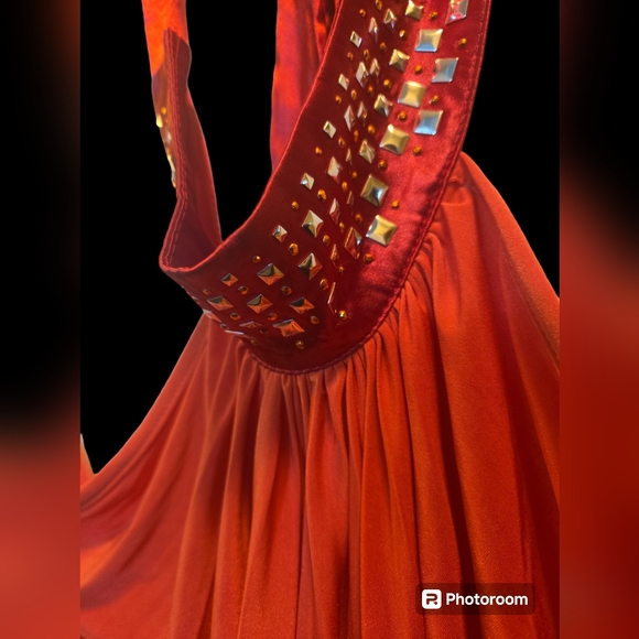 Back Stage Halter Top - Picture 2 of 5